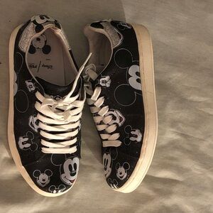 Disney Kids Mickey Mouse Black and White Sneakers